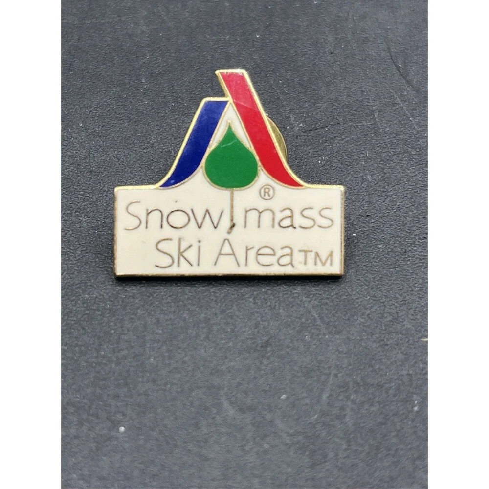 Snowmass Village Ski Resort CO Vintage Lapel Pin Aspen Colorado Souvenir 1998